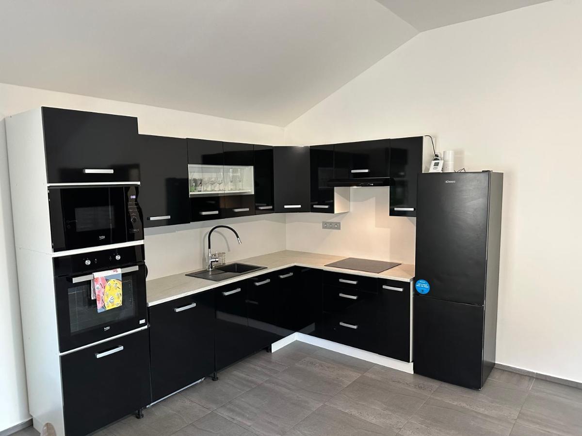 Apartman Byt 75M2 Klid Priroda Pro Rodinu Praha Bagian luar foto